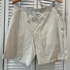 lululemon athletica Cream Men Shorts Flat Front